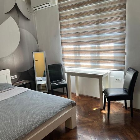 Savski Trg Belgrad Exterior foto